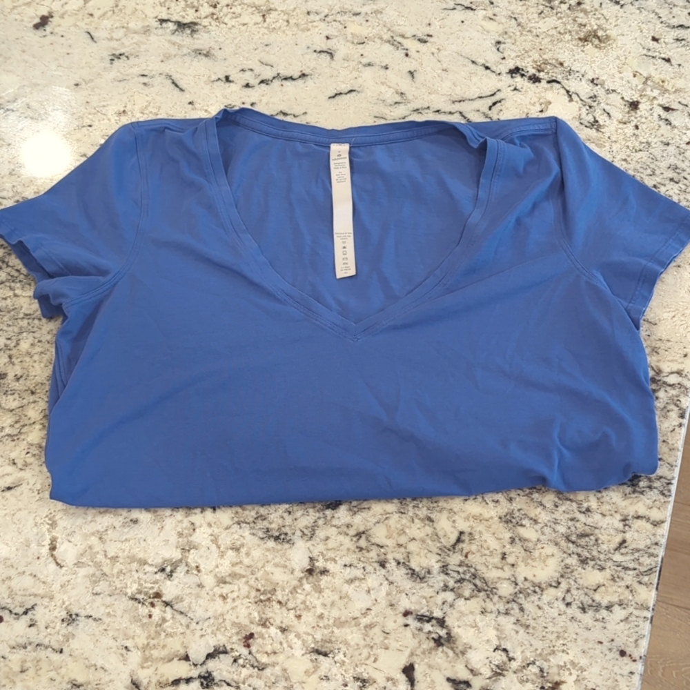 V-Neck Love Tee